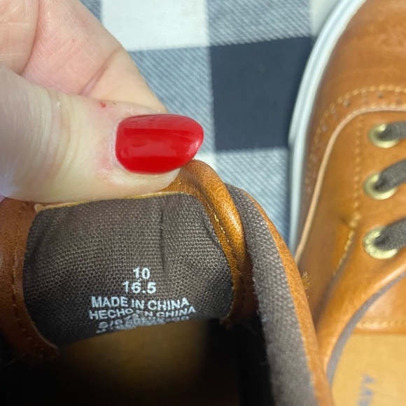 Old Navy Brown slip on Toddler Shoes Excellent condition - Picture 6 of 6